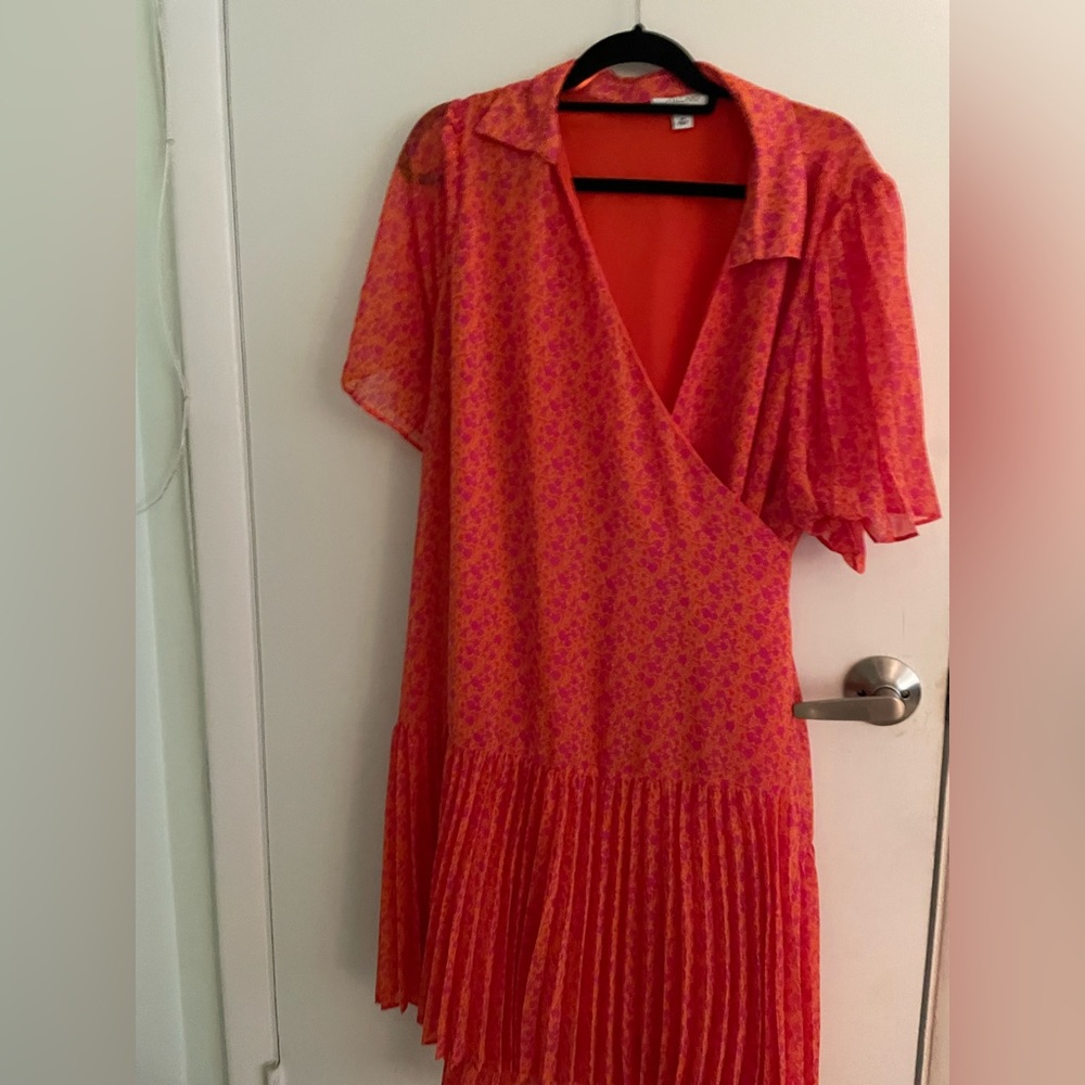 Alexis x Target Orange Pleated Wrap Dress Plus Size 2X - Picture 4 of 6